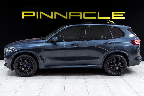 2022-BMW-X5-xDrive30d-M-Sport image:4