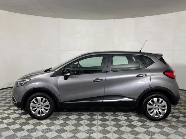 2016-Renault-Captur-900T-Expression-66kW image:17