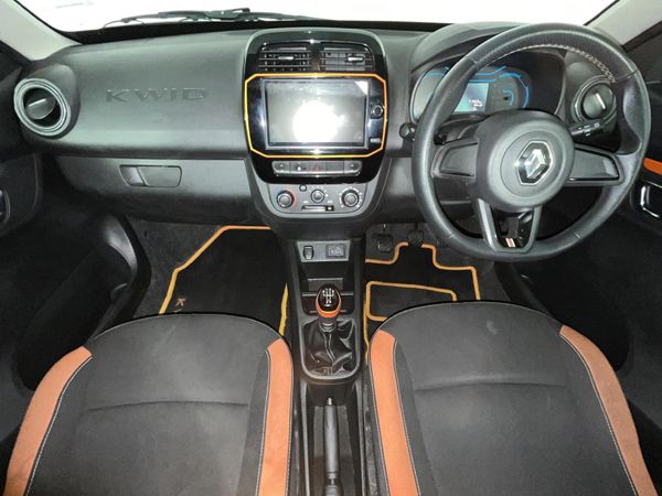 2021-Renault-Kwid-10-Climber image:1