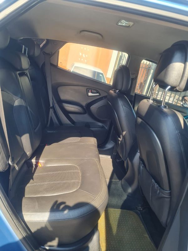 2014-Hyundai-ix35-20 image:11