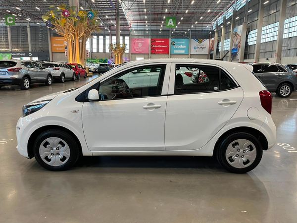2021-Kia-Picanto-10-Street image:5