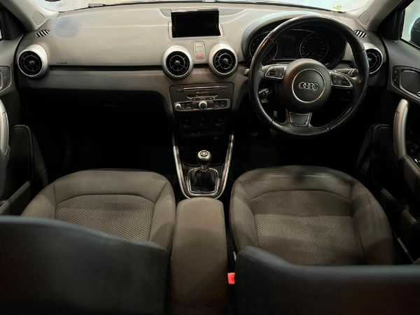 2016-Audi-A1-Sportback-10-TFSI-S-25-TFSI image:9