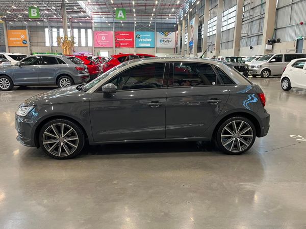 2016-Audi-A1-Sportback-10-TFSI-S-25-TFSI image:5