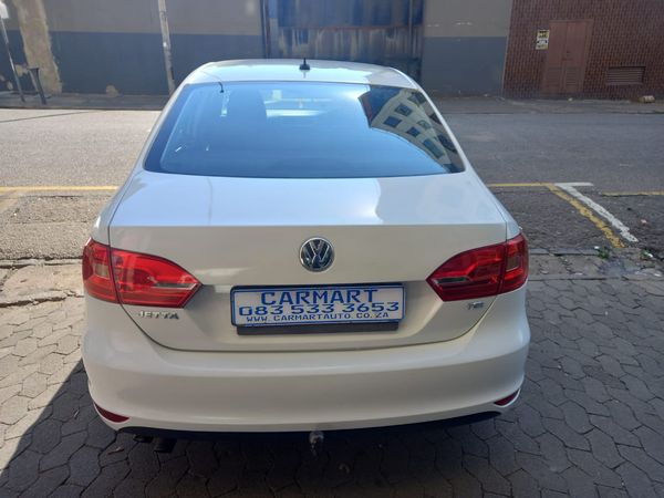 2015-Volkswagen-Jetta-GP-14-TSI-Comfortline image:5