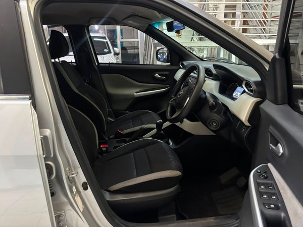 2024-Nissan-Magnite-10T-Acenta-Auto image:10