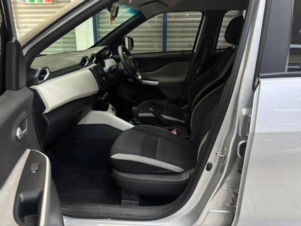 2024-Nissan-Magnite-10T-Acenta-Auto image:6