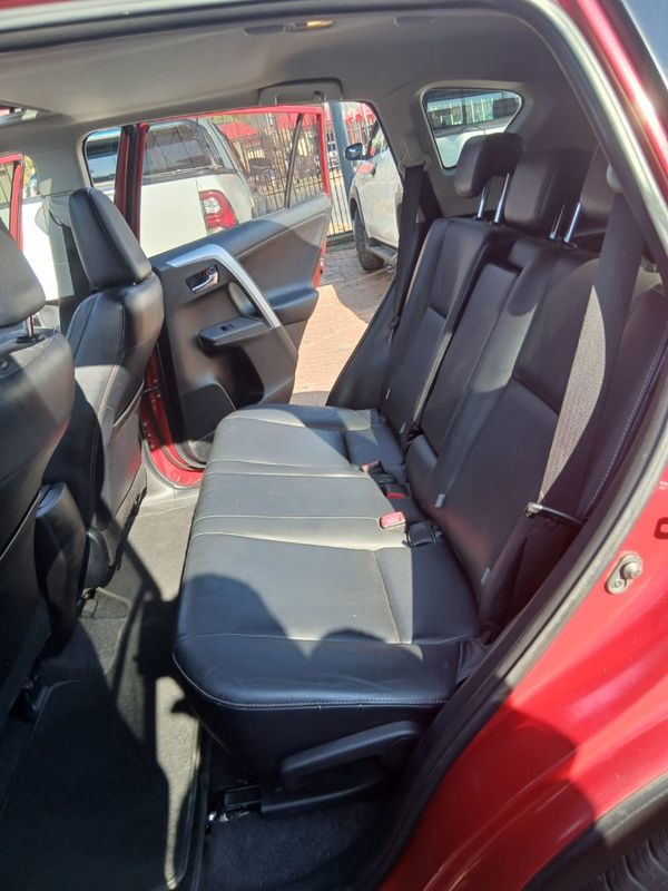 2014-Toyota-RAV4-22-D-VX-Auto image:11