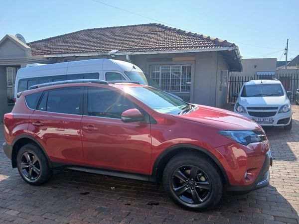 2014-Toyota-RAV4-22-D-VX-Auto image:3