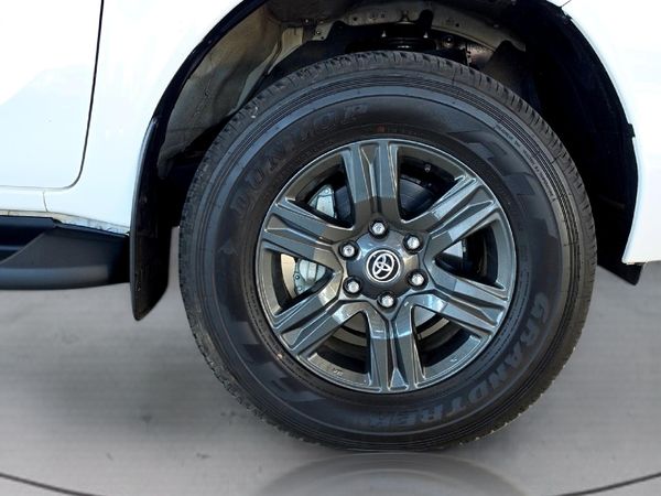 2026-Toyota-Hilux-24-GD-6-Raised-Body-Raider-Extended-Cab image:10