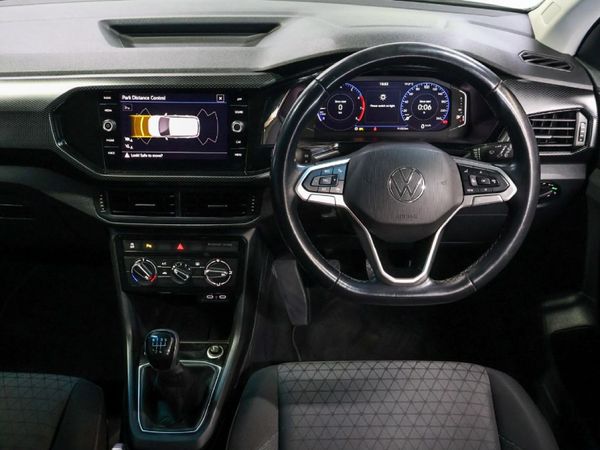2022-Volkswagen-T-Cross-10-TSI-Comfortline image:16
