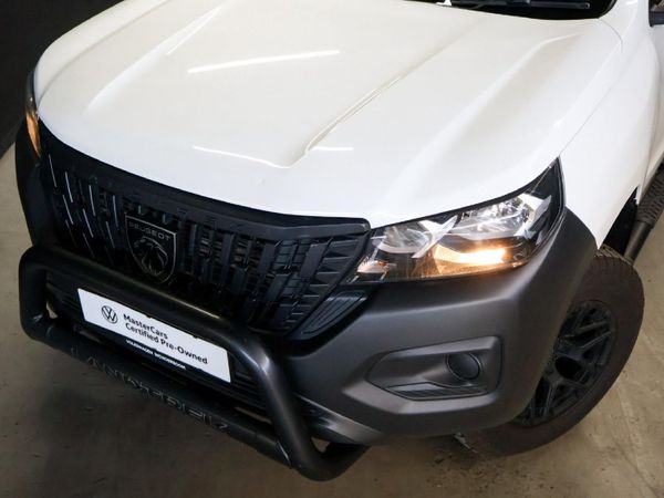 2026-Peugeot-Landtrek-19D-Professional-Single-Cab image:2