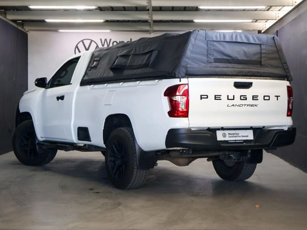 2026-Peugeot-Landtrek-19D-Professional-Single-Cab image:4