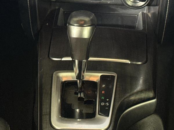 2021-Toyota-Fortuner-28-GD-6-4x4-VX-Auto image:10