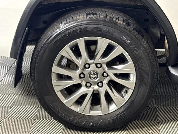 2021-Toyota-Fortuner-28-GD-6-4x4-VX-Auto image:7