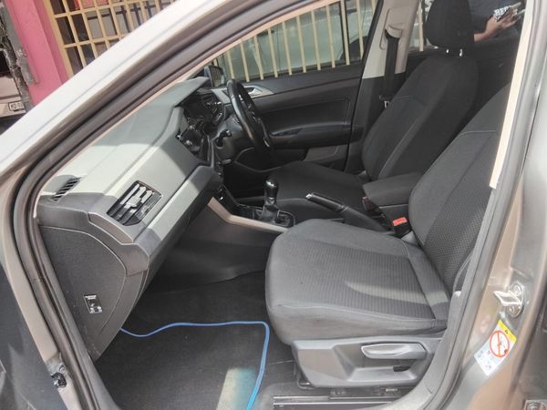 2020-Volkswagen-Polo-10-TSI-Comfortline image:15