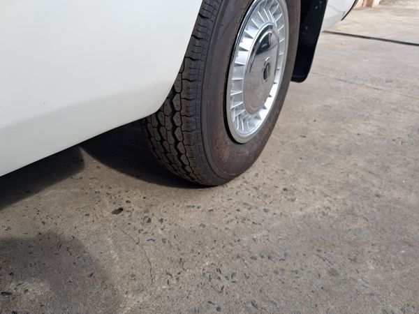 2006-Toyota-Hi-Ace-16-SEATER-SIYAYA-2200-4Y image:13