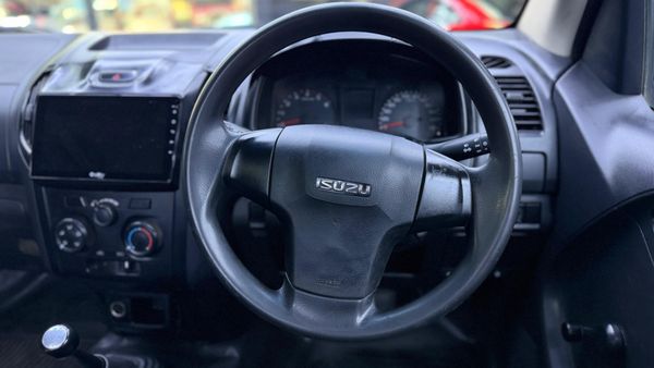 2023-Isuzu-D-Max-250C-Fleetside-Single-Cab image:12