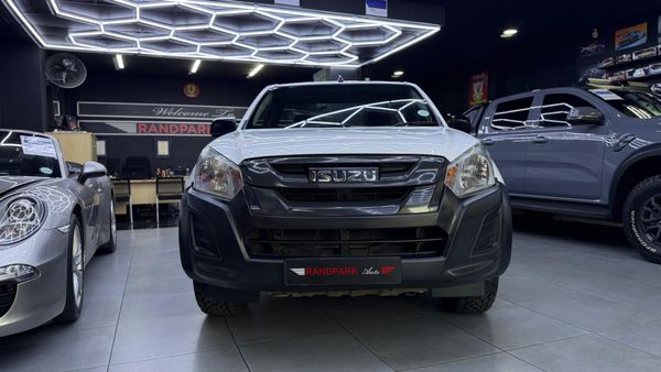2023-Isuzu-D-Max-250C-Fleetside-Single-Cab image:21