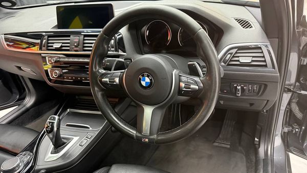 2018-BMW-1-Series-M140i-5-dr-Auto image:15