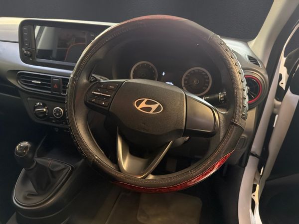 2024-Hyundai-Grand-i10-10-Motion image:9