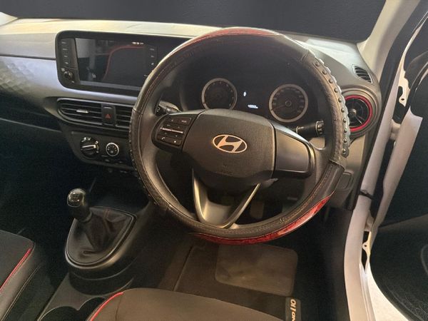 2024-Hyundai-Grand-i10-10-Motion image:8