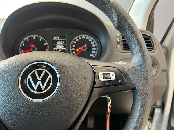 2024-Volkswagen-Polo-Vivo-14-Trendline-5-dr image:12