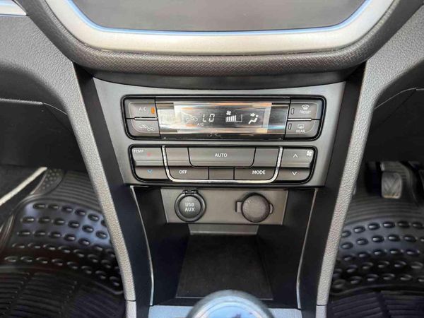 2023-Toyota-Urban-Cruiser-15-Xs image:12
