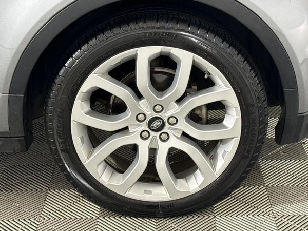 2012-Land-Rover-Range-Rover-Evoque-22-SD4-Dynamic image:4