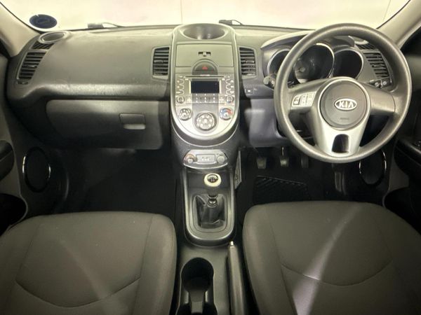 2011-Kia-Soul-16 image:1