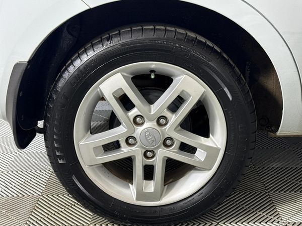 2011-Kia-Soul-16 image:7