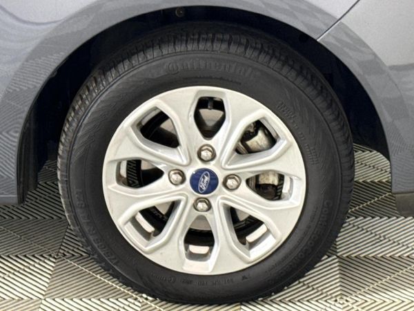 2018-Ford-Figo-15-Trend-5-dr image:5
