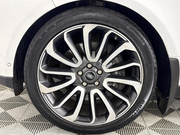 2018-Land-Rover-Range-Rover-50-Vogue-SE-386kW image:3