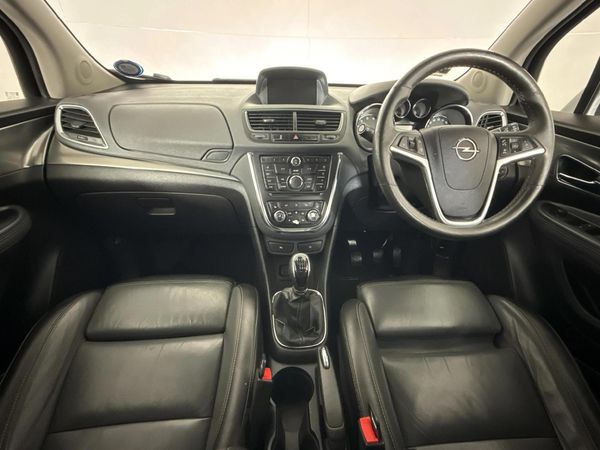 2015-Opel-Mokka-X-14T-Cosmo image:1