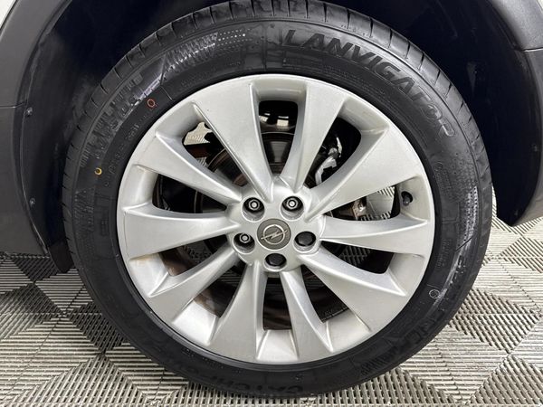 2015-Opel-Mokka-X-14T-Cosmo image:6
