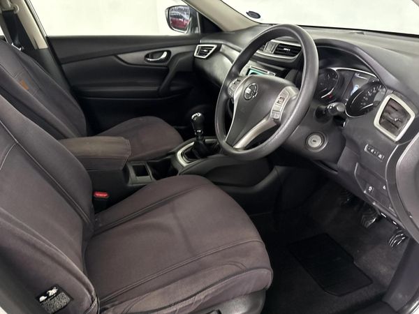 2017-Nissan-X-Trail-16-dCi-Visia-7-seat image:9