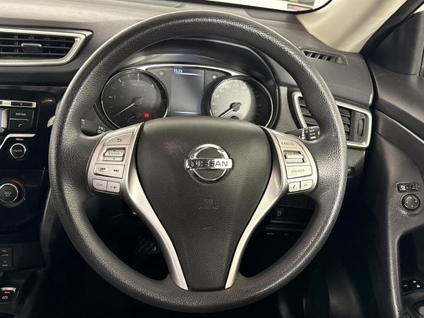 2017-Nissan-X-Trail-16-dCi-Visia-7-seat image:10