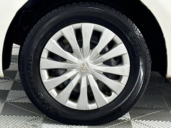 2016-Toyota-Etios-15-XS image:4