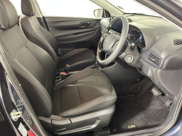 2021-Hyundai-i20-14-Motion-Auto image:9