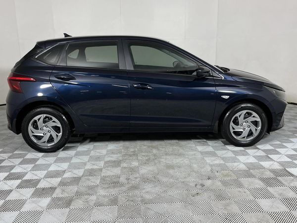 2021-Hyundai-i20-14-Motion-Auto image:16