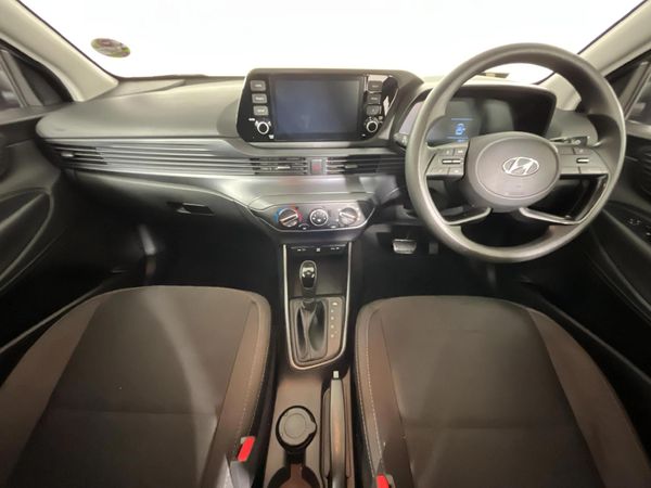 2021-Hyundai-i20-14-Motion-Auto image:1