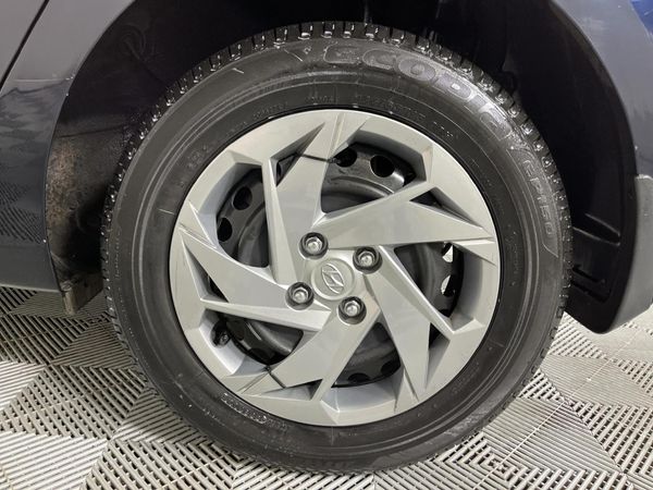 2021-Hyundai-i20-14-Motion-Auto image:6