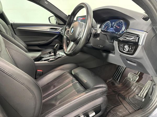 2017-BMW-5-Series-540i-M-Sport-Auto image:9