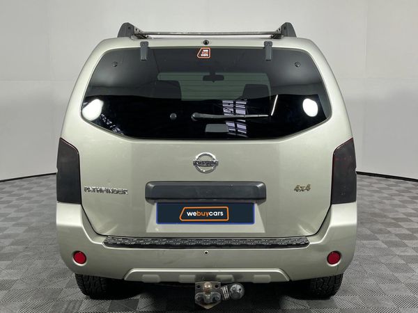 2013-Nissan-Pathfinder-25-dCi-SE-Auto image:17