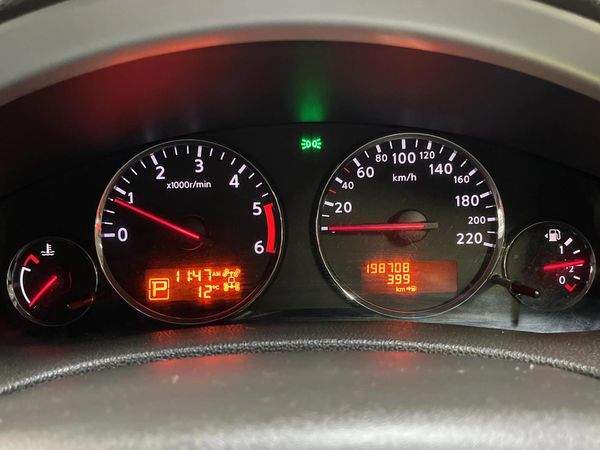 2013-Nissan-Pathfinder-25-dCi-SE-Auto image:2