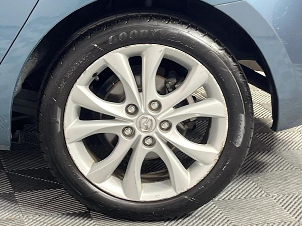 2010-Mazda-3-16-Sport-Dynamic image:5