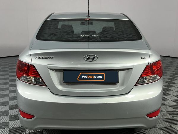 2014-Hyundai-Accent-16-GL-Motion image:16