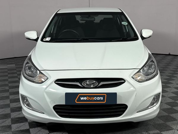 2014-Hyundai-Accent-16-GLS-Fluid image:15