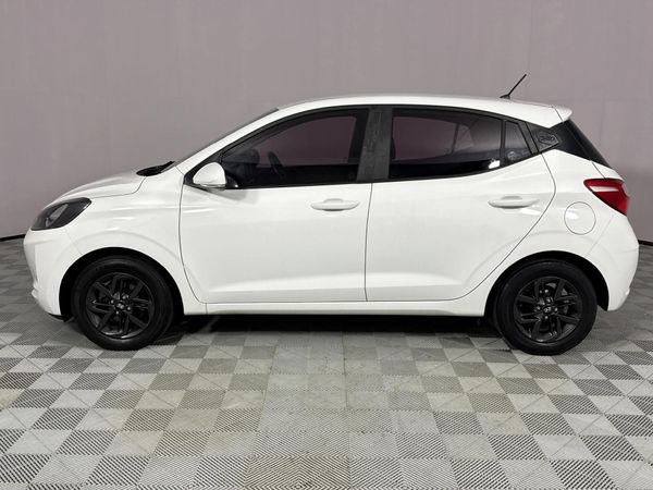 2021-Hyundai-Grand-i10-10-Fluid image:16