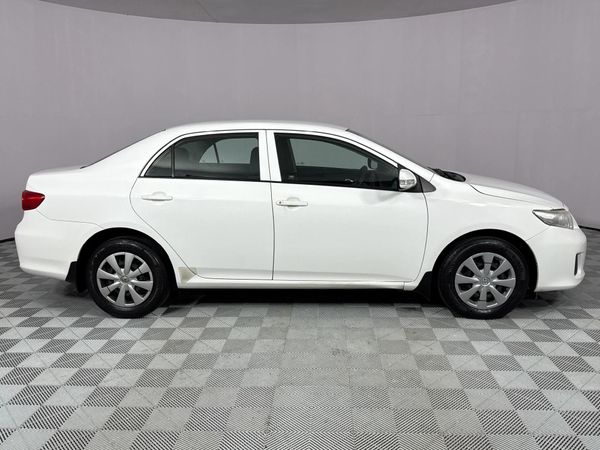 2012-Toyota-Corolla-16-Professional image:13