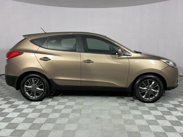 2015-Hyundai-ix35-17-CRDi-Premium image:14